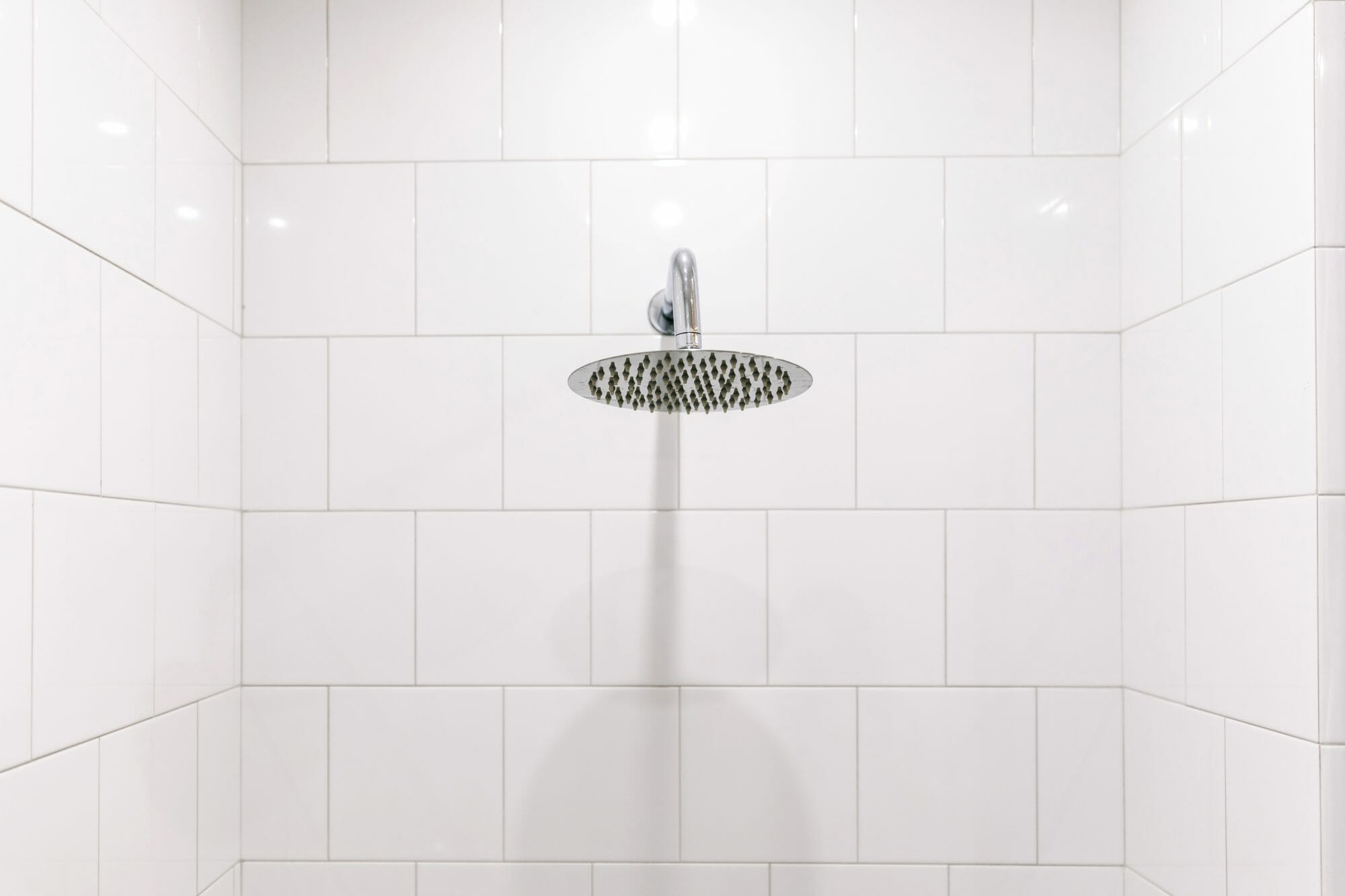 What are the benefits of having a tiled shower?